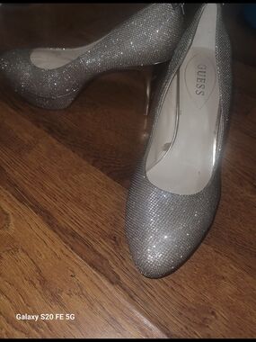 GUESS Silver Glitter High Heel Pumps
